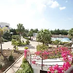 Hotel Oasiclub 4*