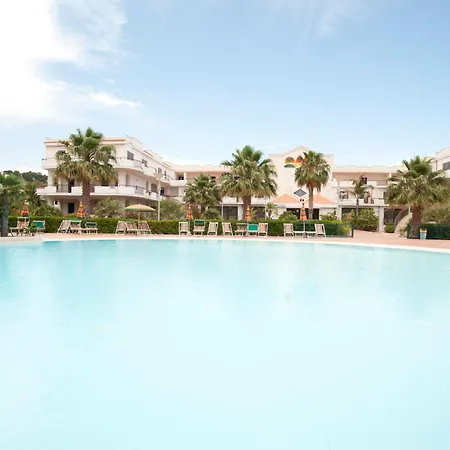Hotel Oasiclub 4*