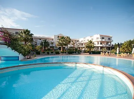 Hotel Oasiclub 4*