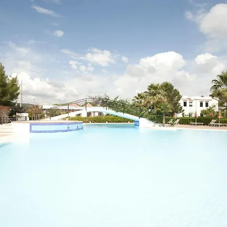 Hotel Oasiclub 4*