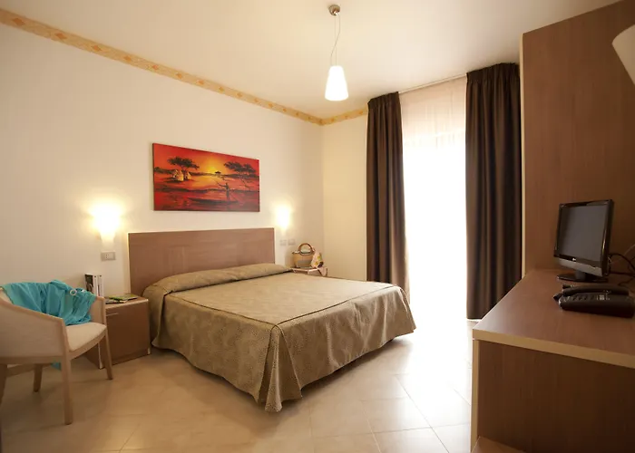 Hotel Oasiclub 4*